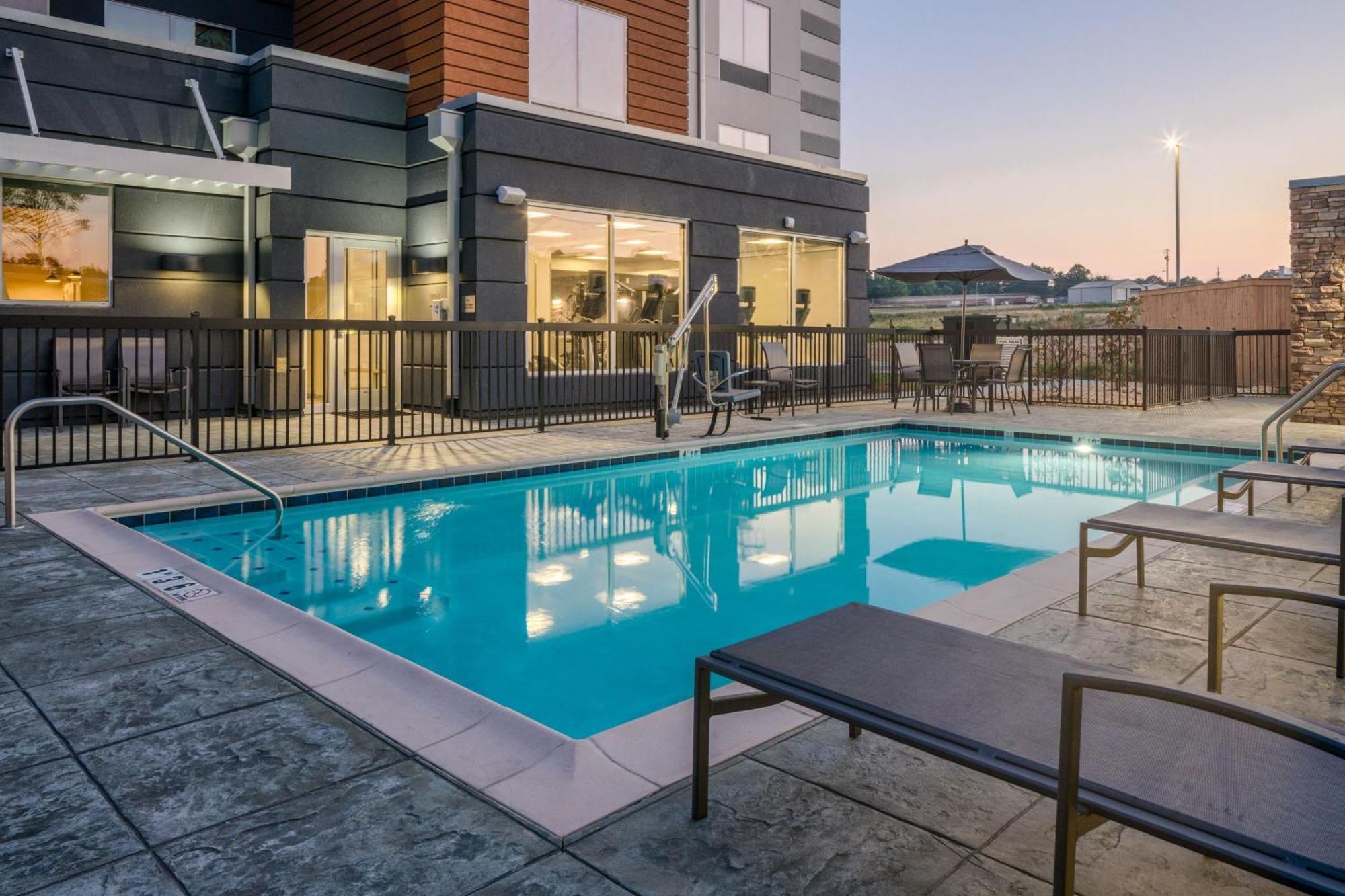 Fairfield By Marriott Inn & Suites Albertville Exterior foto